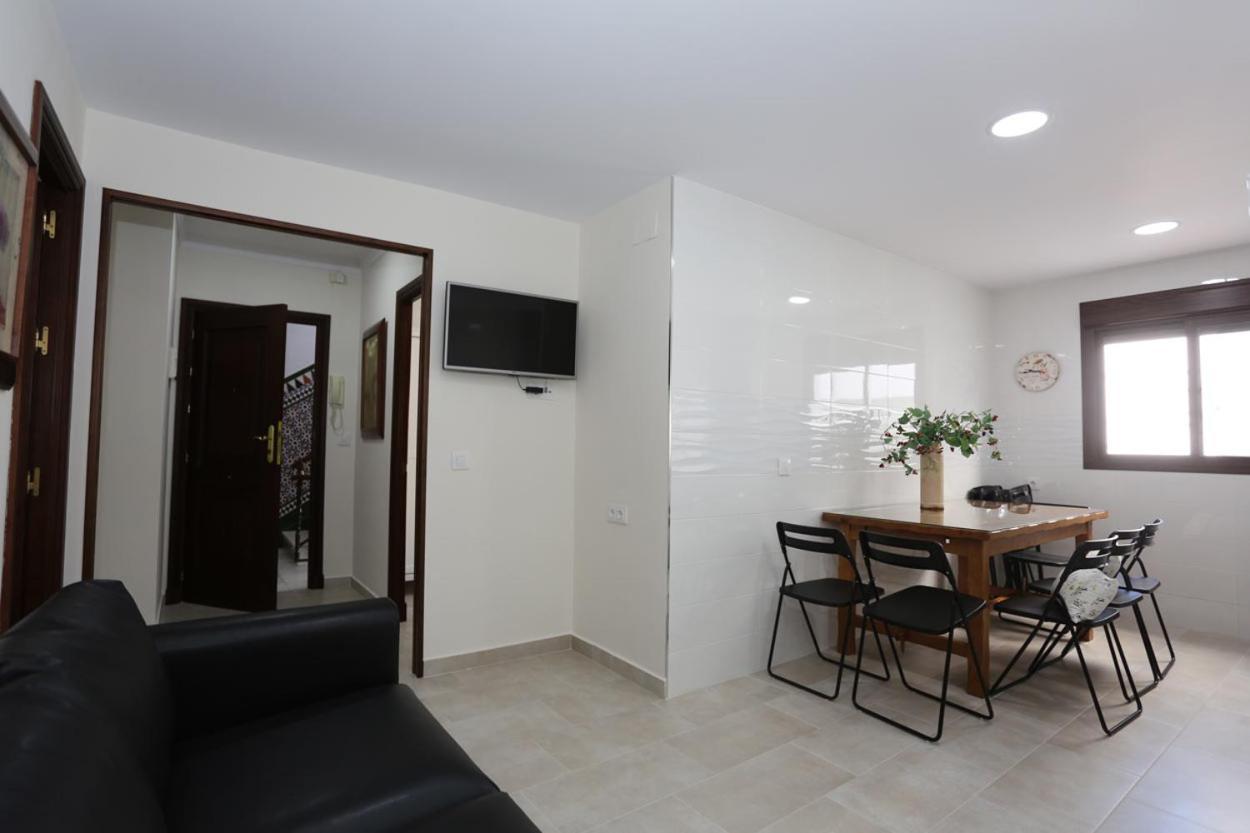 Вилла Casa Pepi Sanchez Conil Кониль-де-ла-Фронтера Экстерьер фото